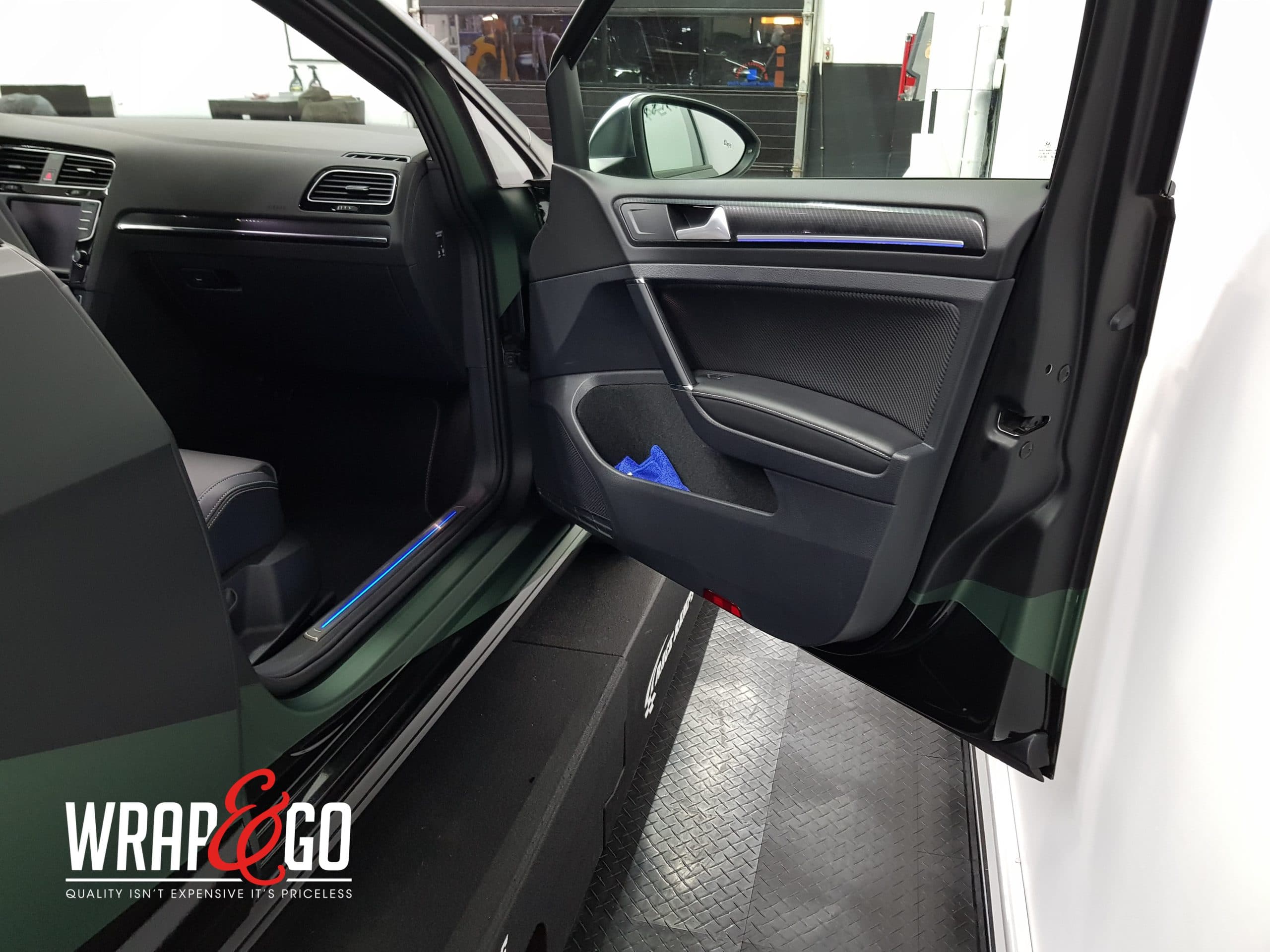 binnenkant auto wrappen